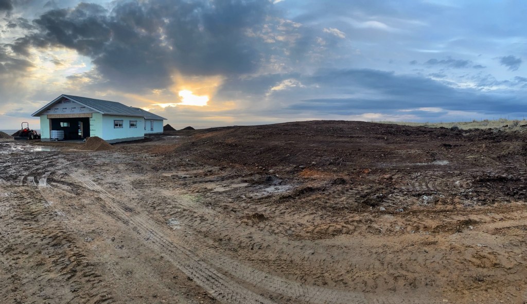 Build Update: Snow Slump (and excavator excitement part&nbsp;two)